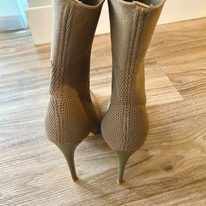 Steve Madden heel boots